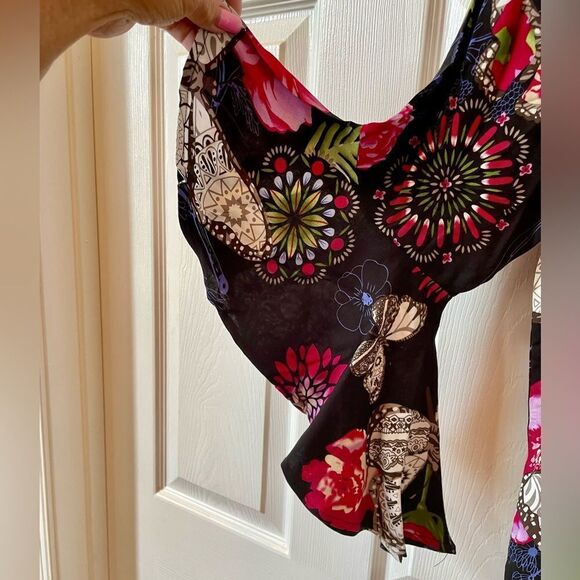 YOARESWEET VOGUE DESIGN BLOUSE SIZE XL - Picture 4 of 7